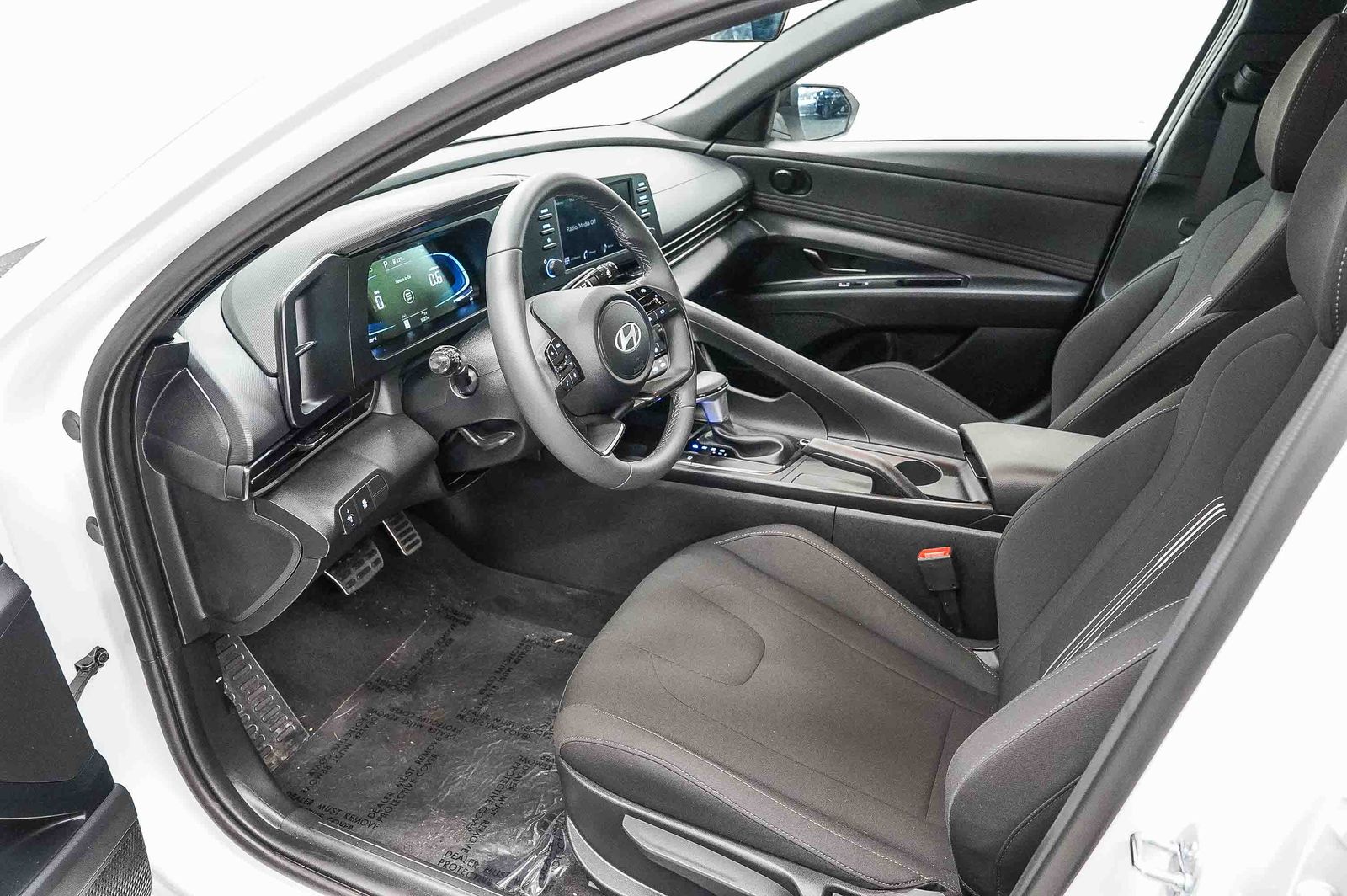 Thumbnail: 2026 Hyundai Elantra - 16