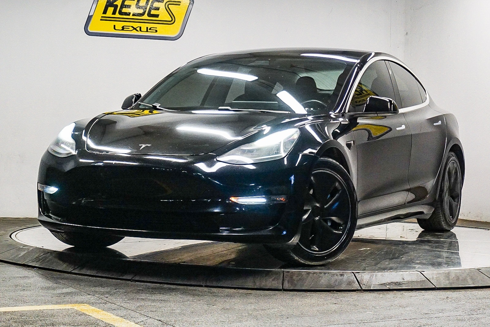 Thumbnail: 2018 Tesla Model 3 - 1