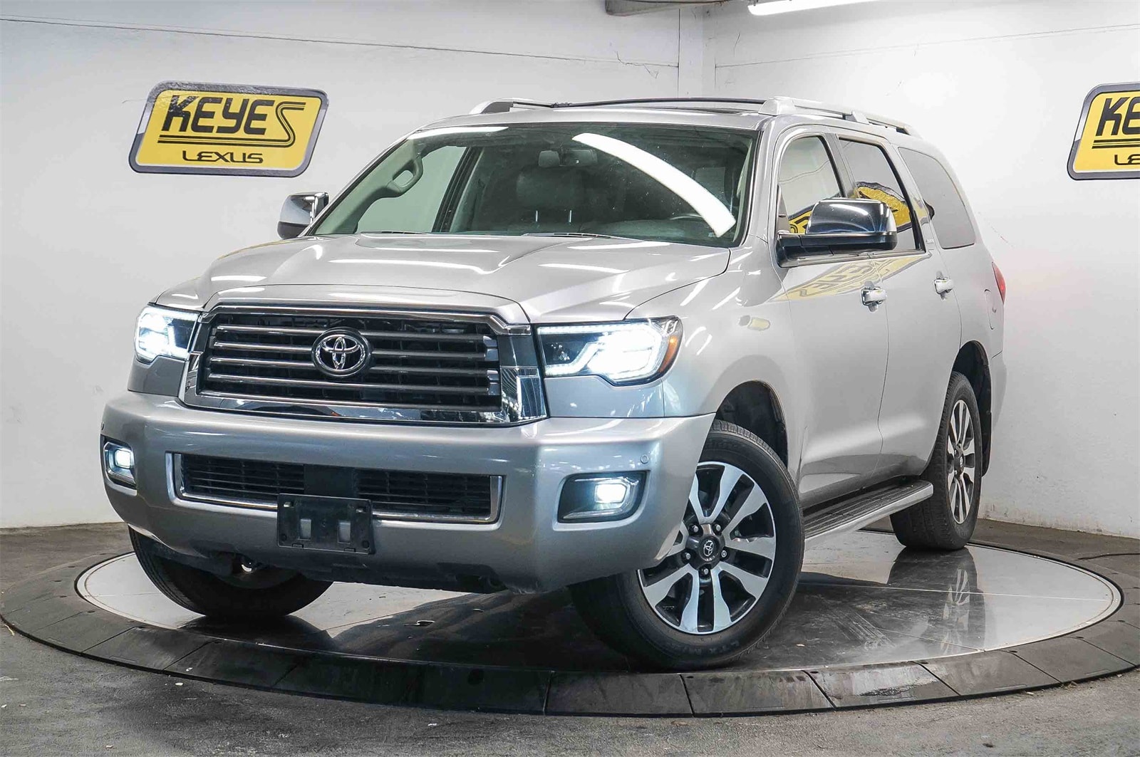 Thumbnail: 2018 Toyota Sequoia - 1