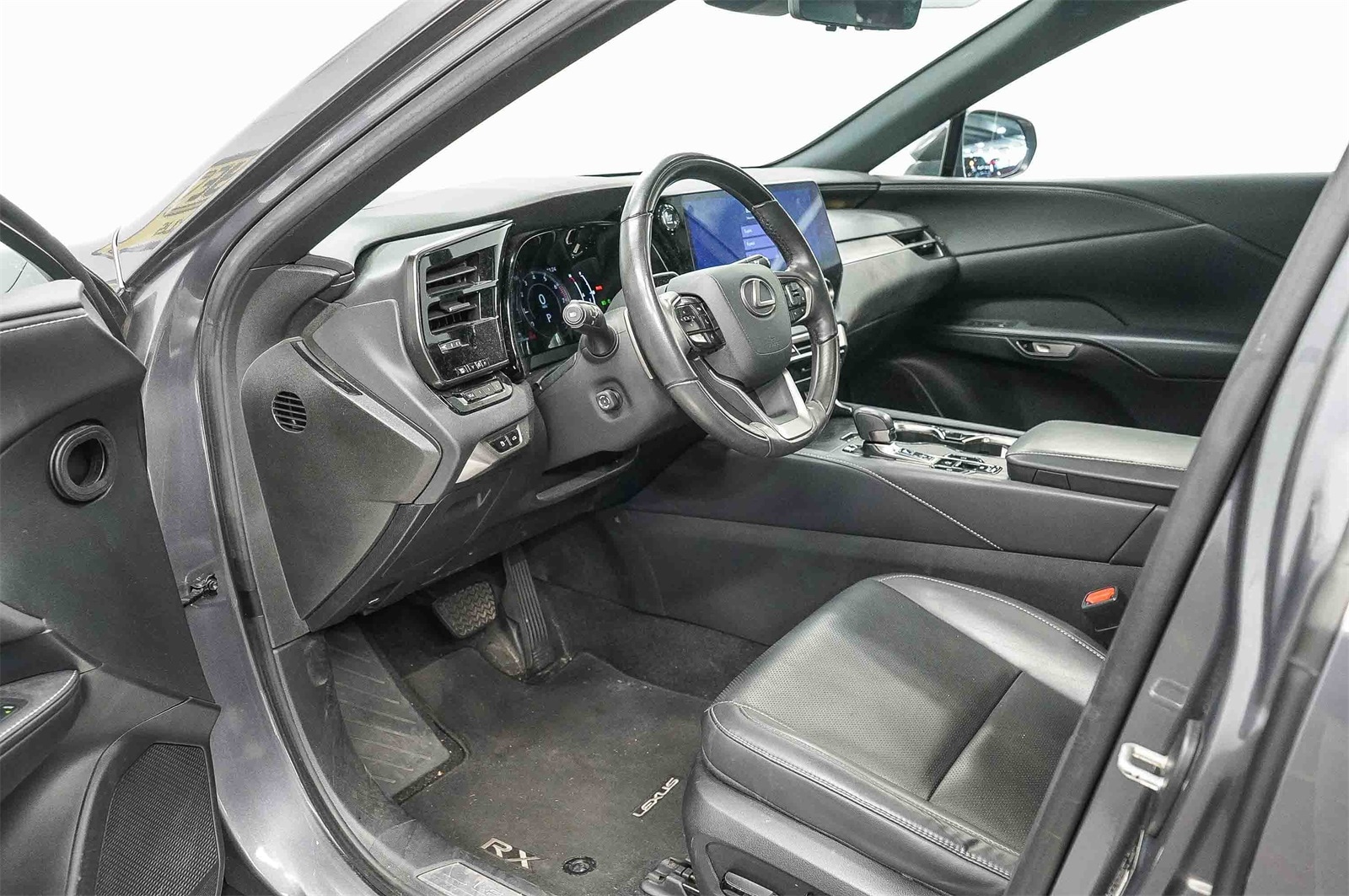 Thumbnail: 2023 Lexus RX - 18