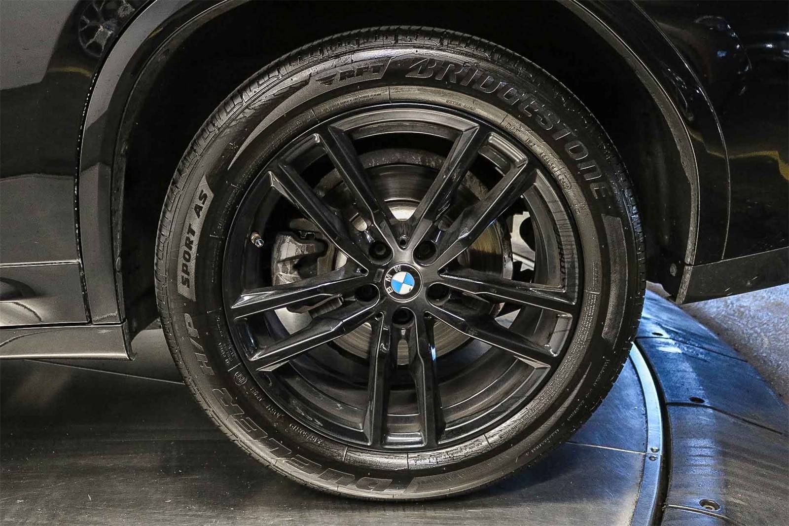 Thumbnail: 2021 BMW X4 - 11