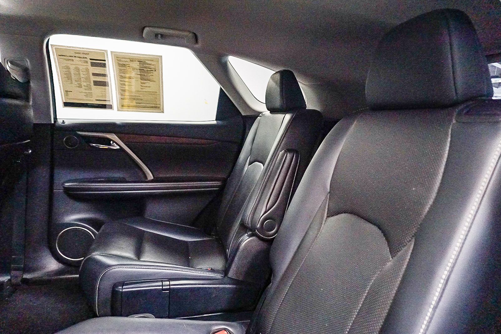 Thumbnail: 2020 Lexus RX - 19