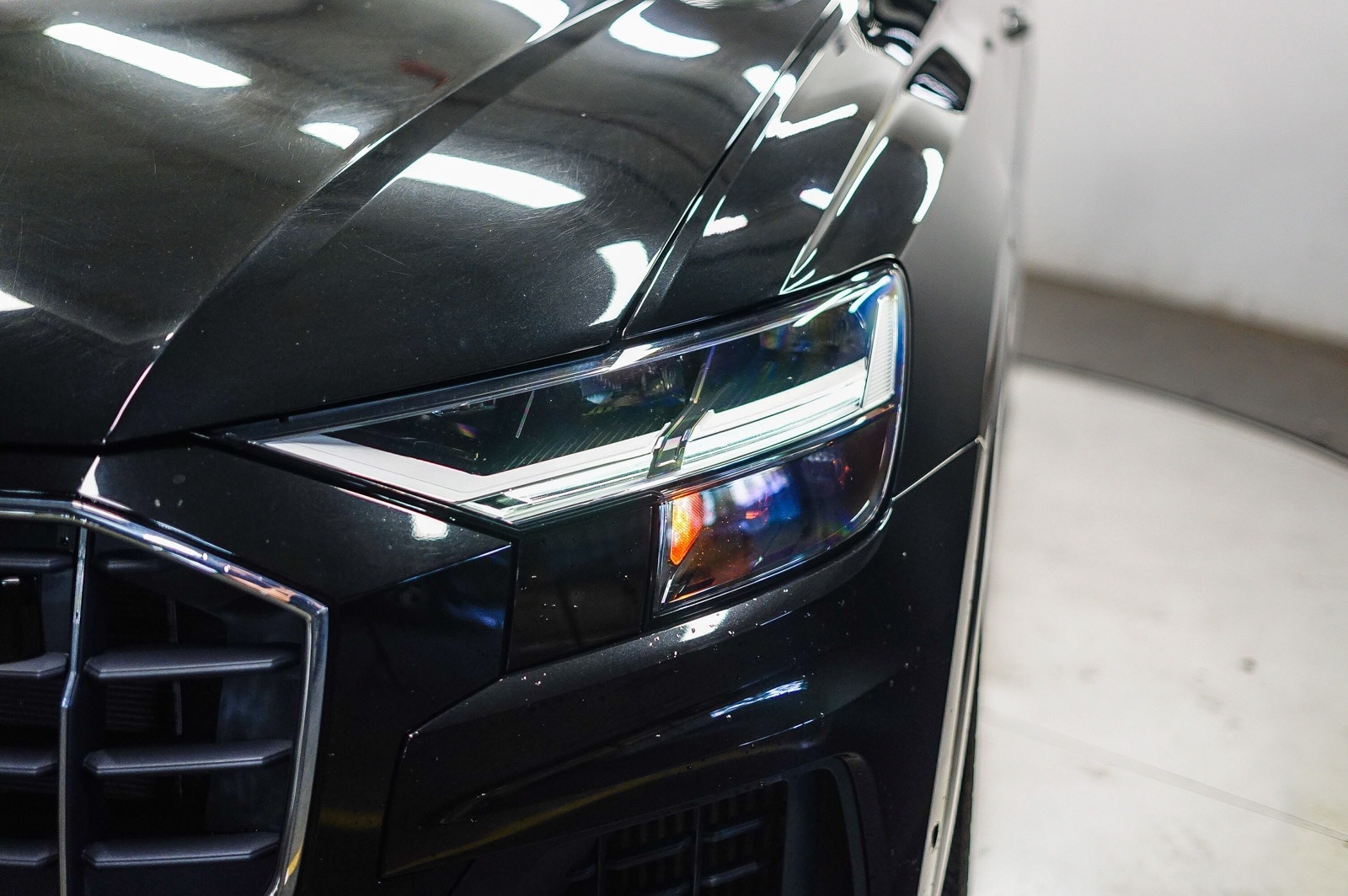 Thumbnail: 2022 Audi Q8 - 7