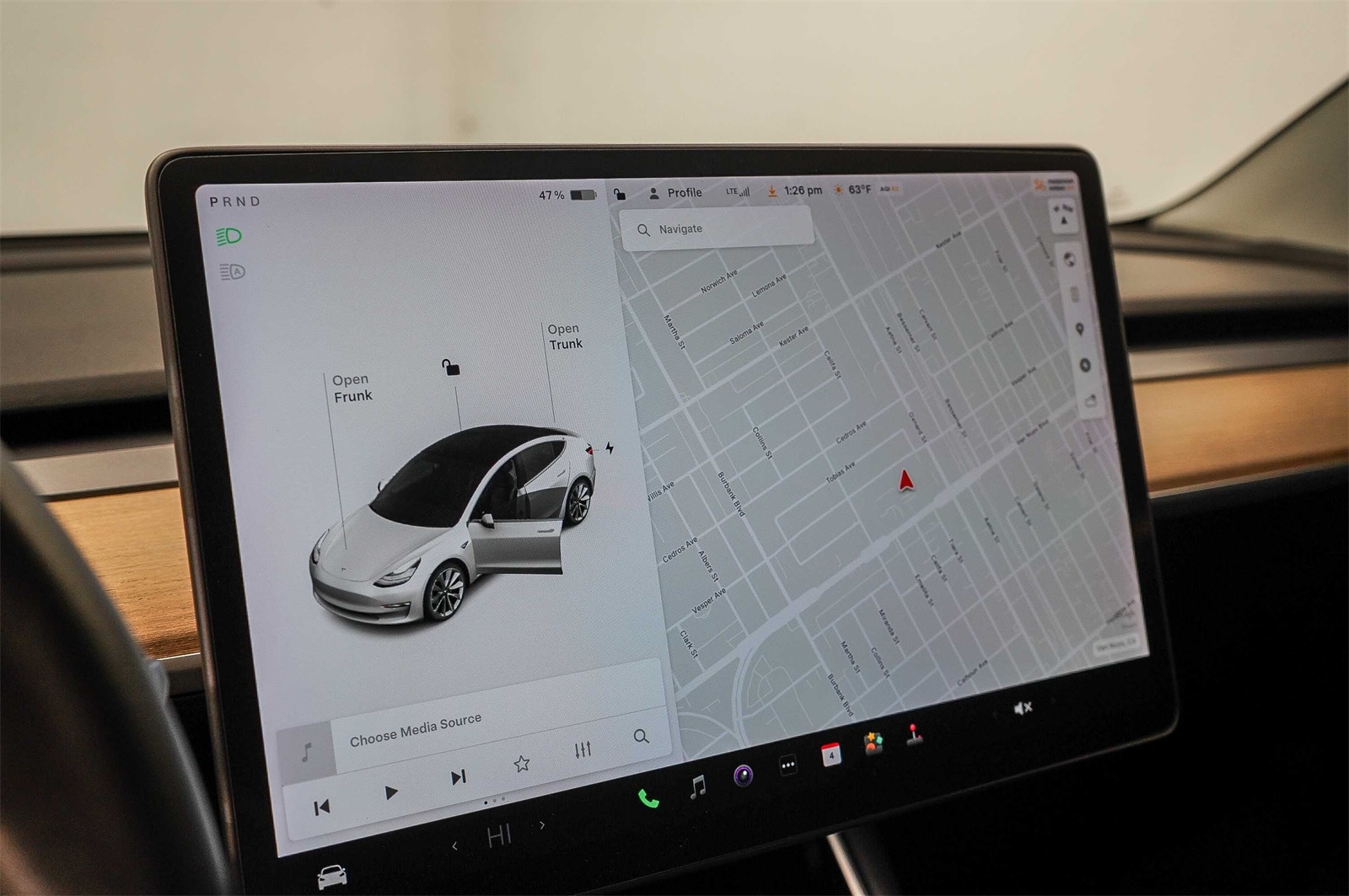 Thumbnail: 2020 Tesla Model 3 - 24