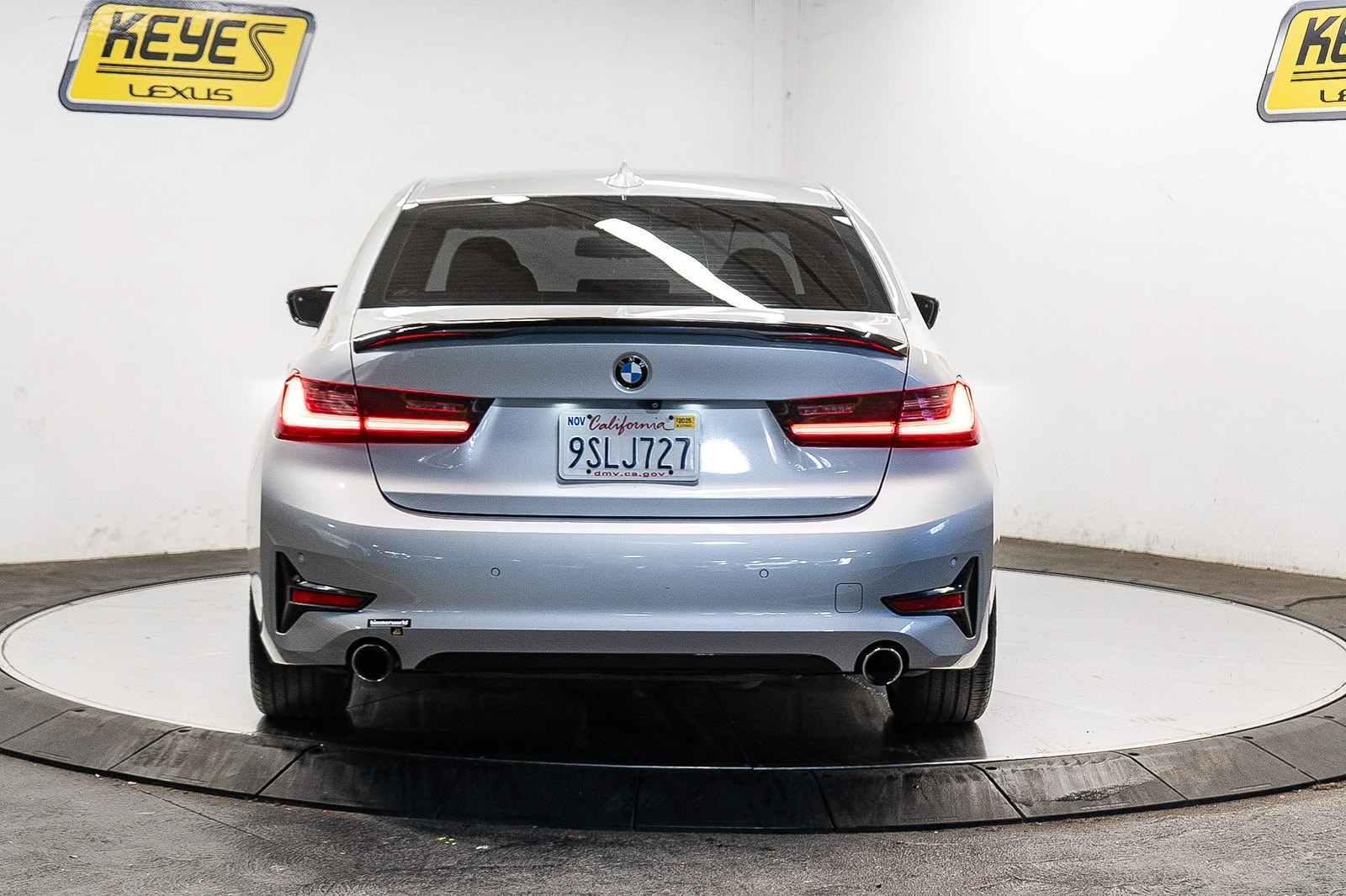Thumbnail: 2019 BMW 3 Series - 3
