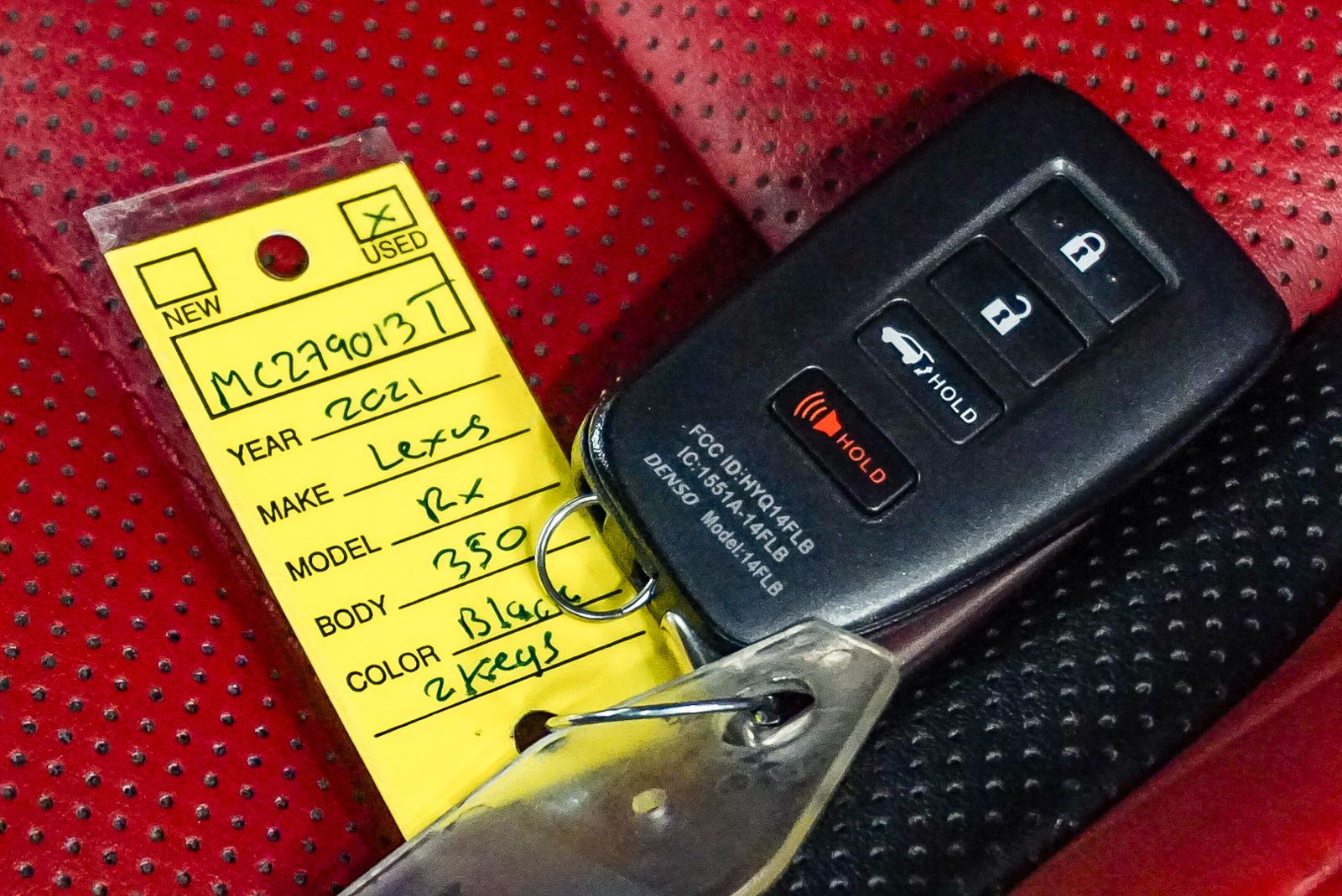 Thumbnail: 2021 Lexus RX - 32