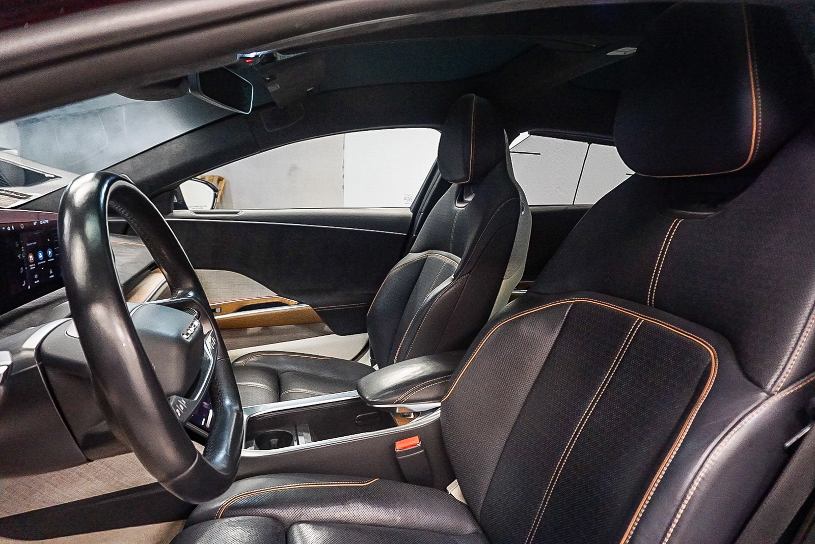 Thumbnail: 2022 Lucid Air - 18