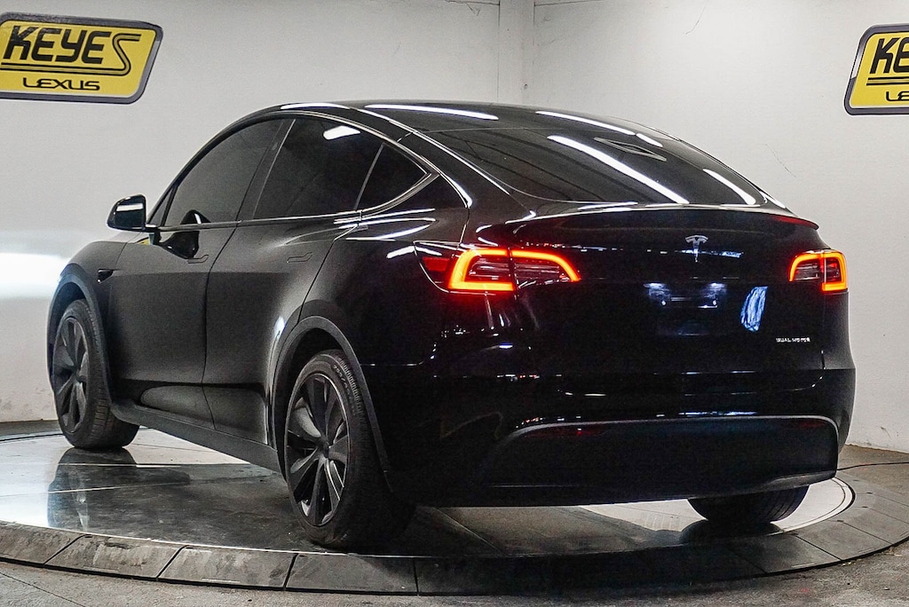 Used 2023 Tesla Model Y Long Range SUV