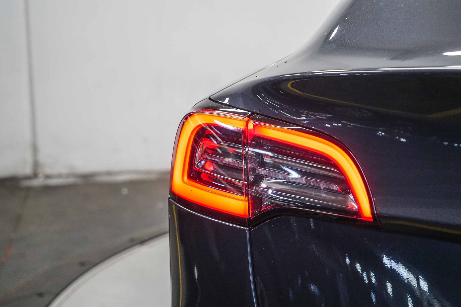 Thumbnail: 2019 Tesla Model 3 - 11