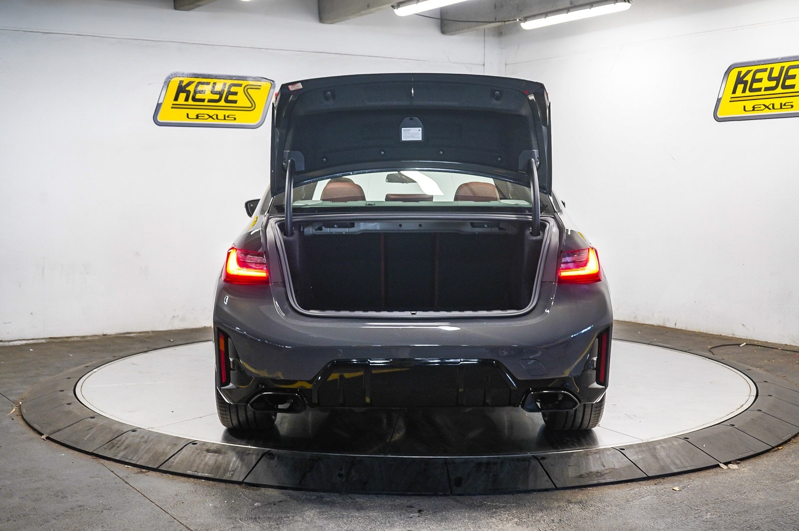 Thumbnail: 2023 BMW 3 Series - 27