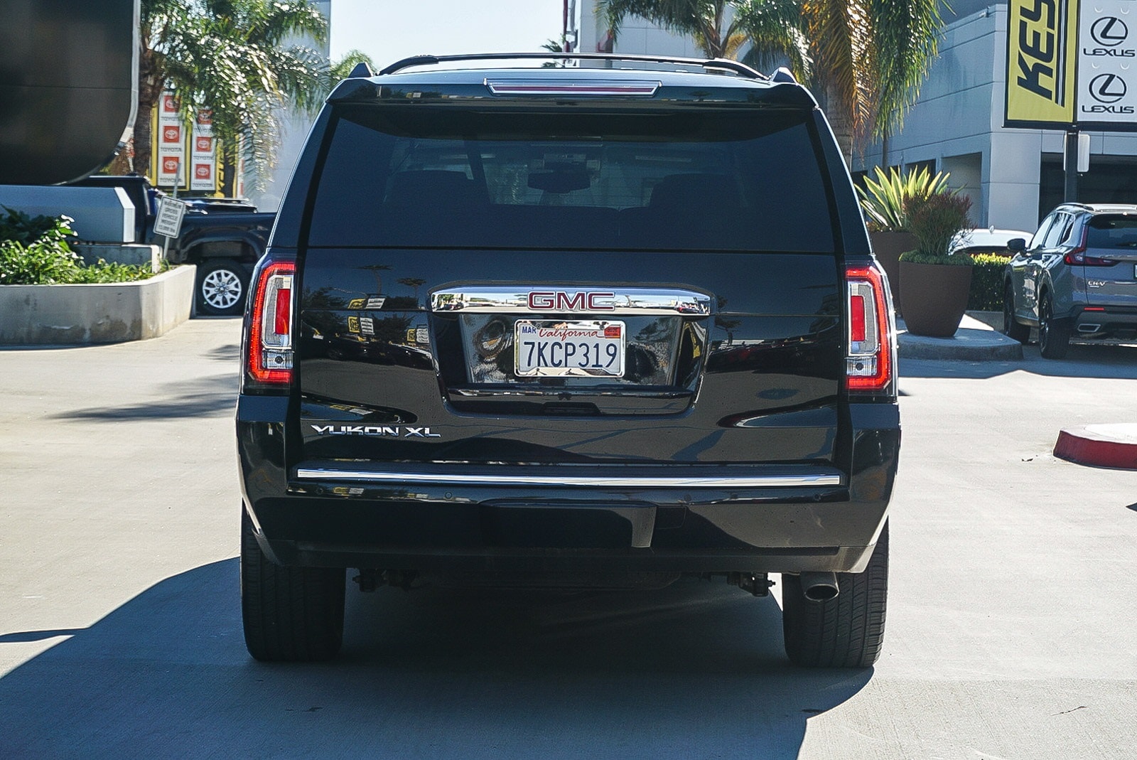 Thumbnail: 2015 GMC Yukon XL - 3