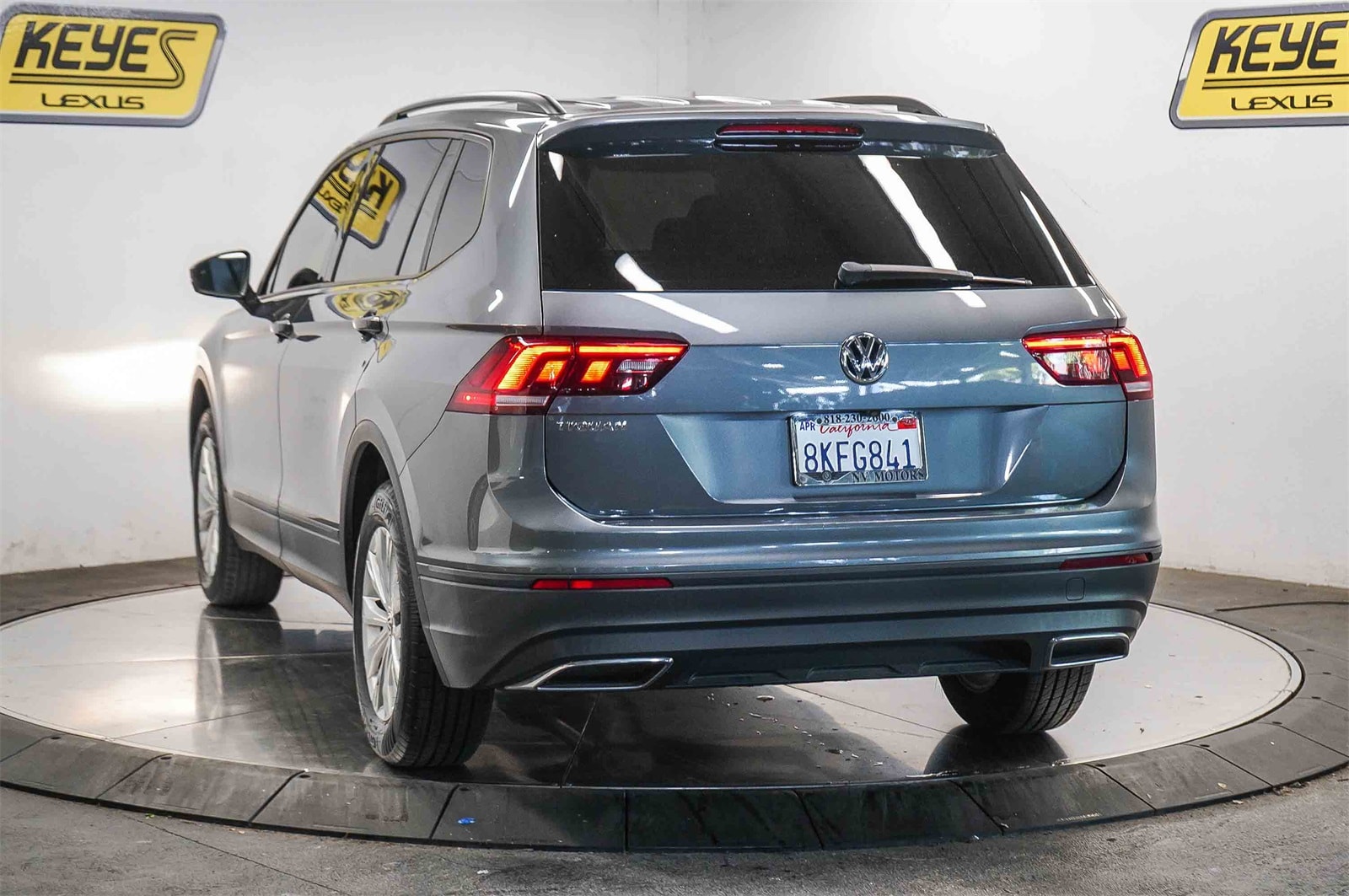 Thumbnail: 2019 Volkswagen Tiguan - 2