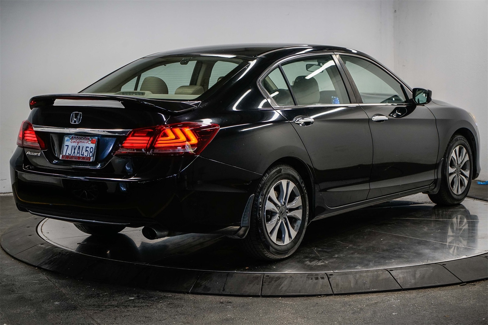 Thumbnail: 2015 Honda Accord - 4