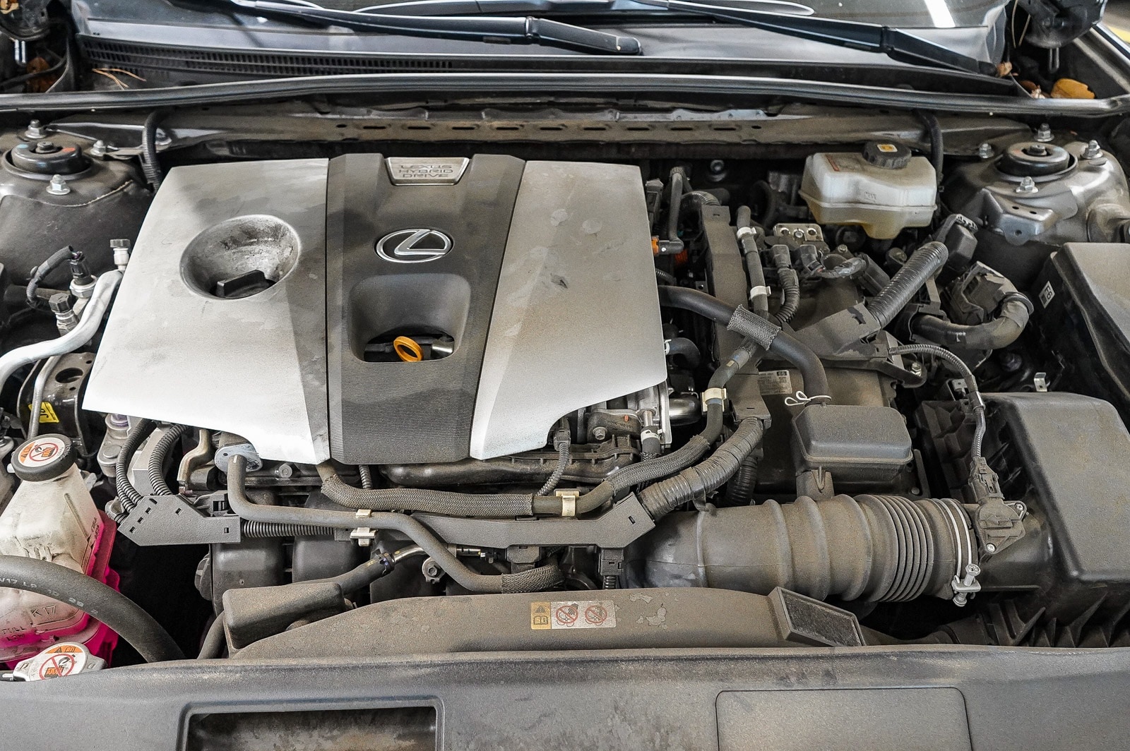 Thumbnail: 2020 Lexus ES - 28