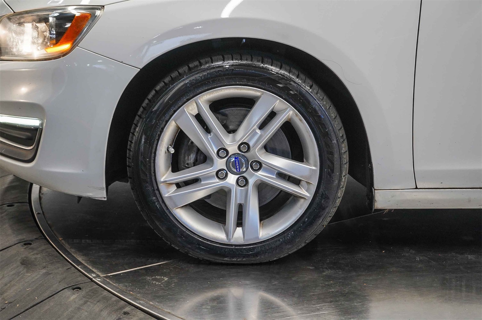 Thumbnail: 2014 Volvo S60 - 9