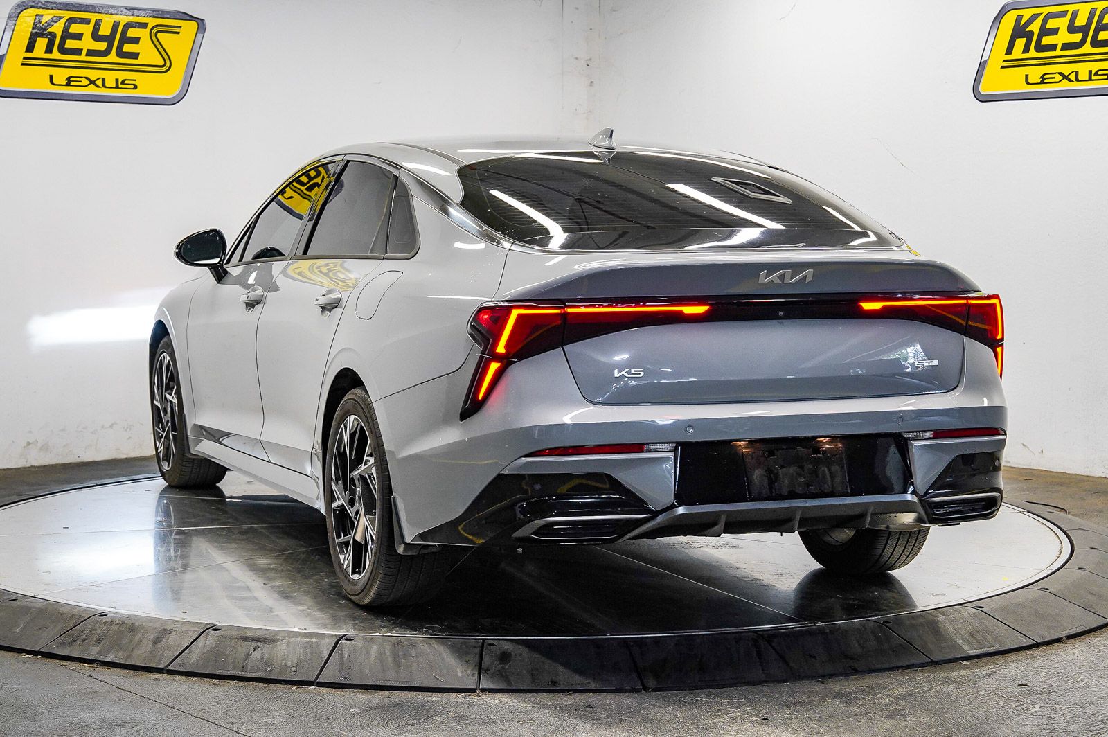 Thumbnail: 2025 Kia K5 - 2