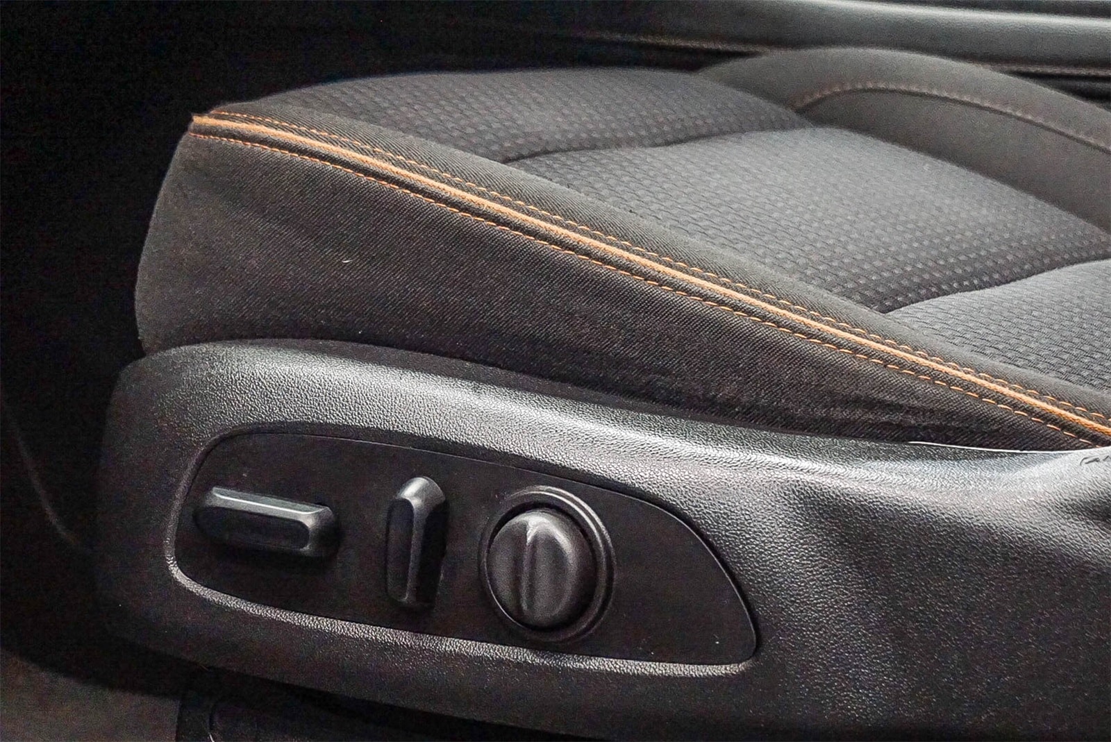 Thumbnail: 2020 GMC Acadia - 22