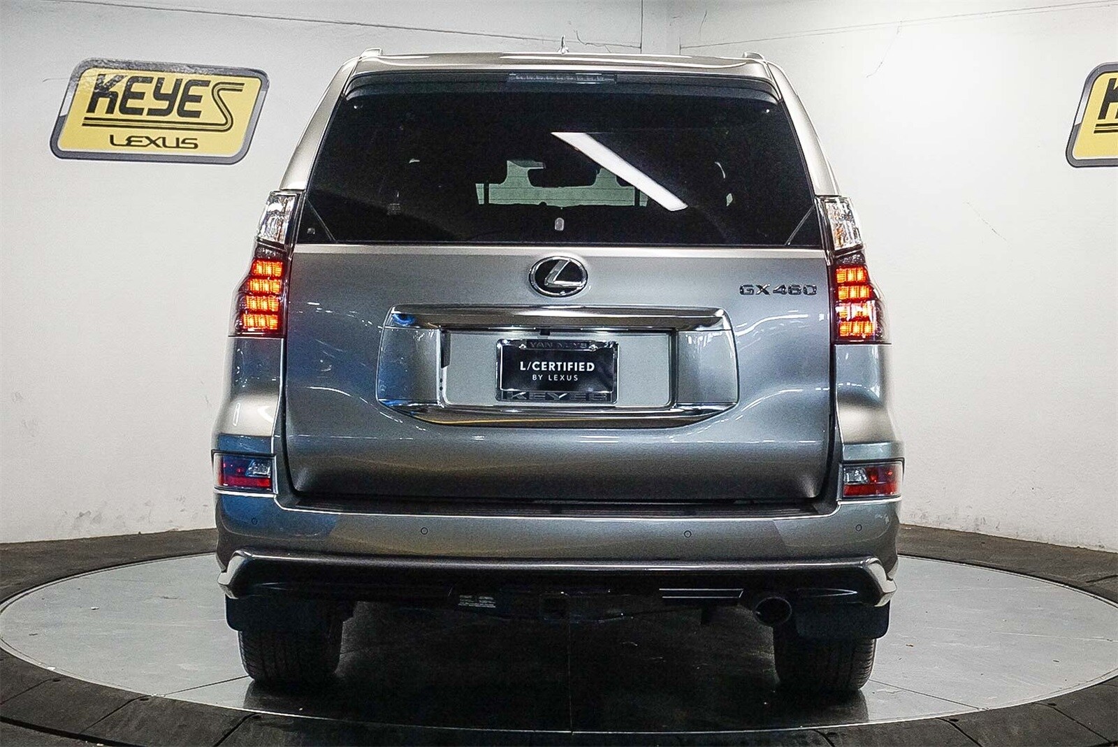 2023 Lexus GX 460 Premium photo 3