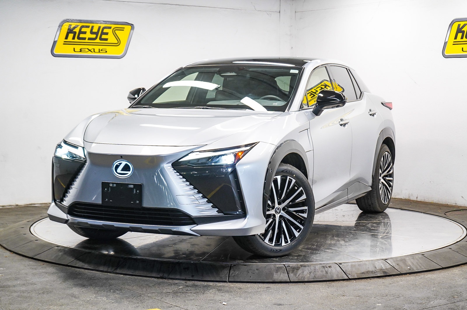 2024 Lexus RZ 450e -
                  Van Nuys, CA