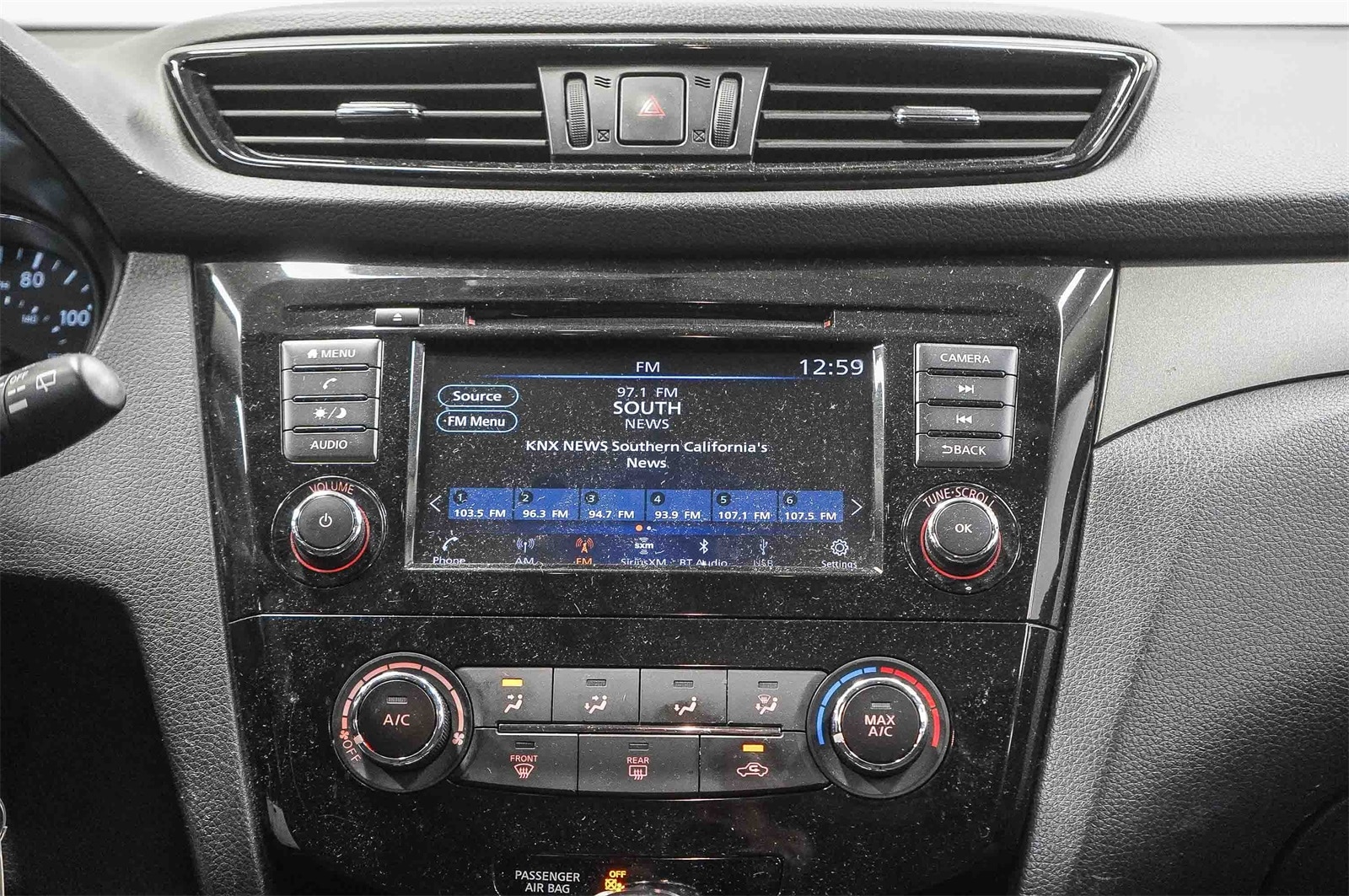 Thumbnail: 2019 Nissan Rogue Sport - 14