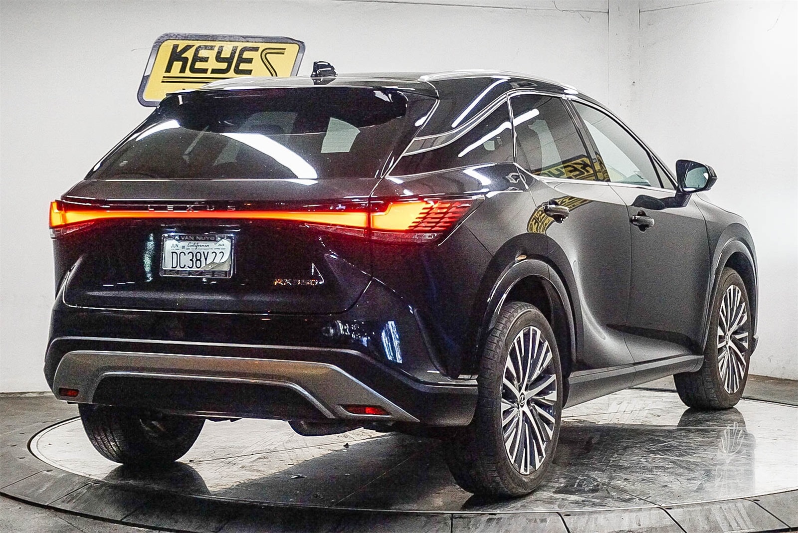 Thumbnail: 2024 Lexus RX - 4