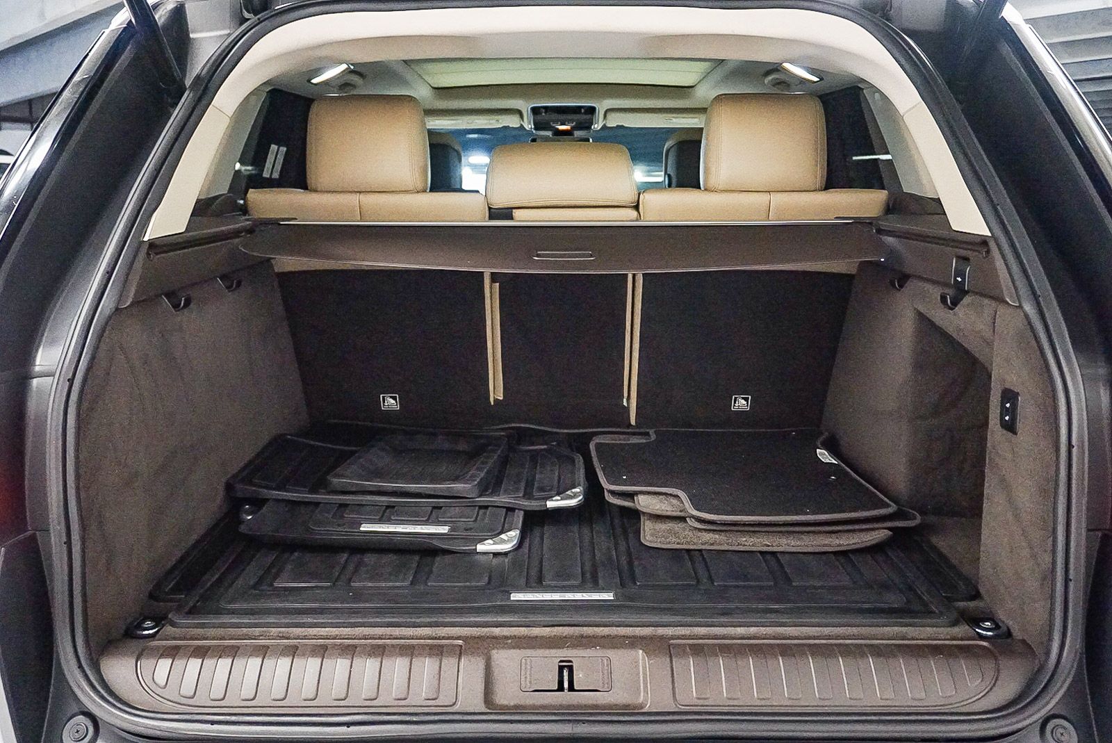 Thumbnail: 2018 Land Rover Range Rover Sport - 28