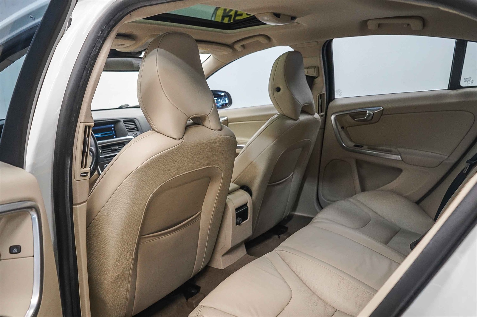 Thumbnail: 2014 Volvo S60 - 19