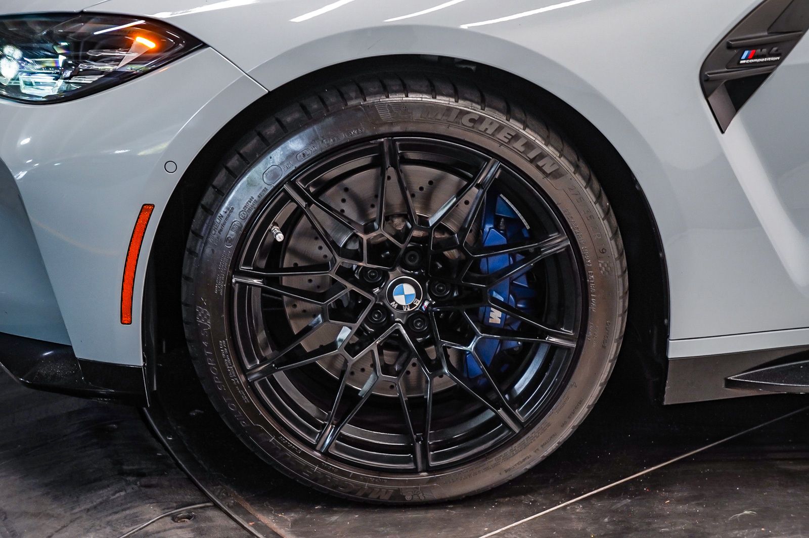 Thumbnail: 2024 BMW M4 - 10