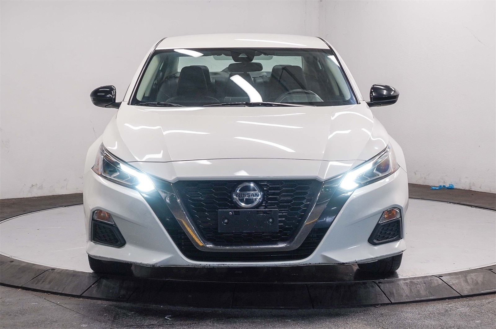 Thumbnail: 2022 Nissan Altima - 2