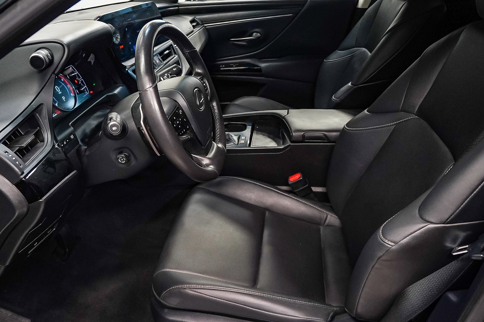 Thumbnail: 2024 Lexus ES - 20