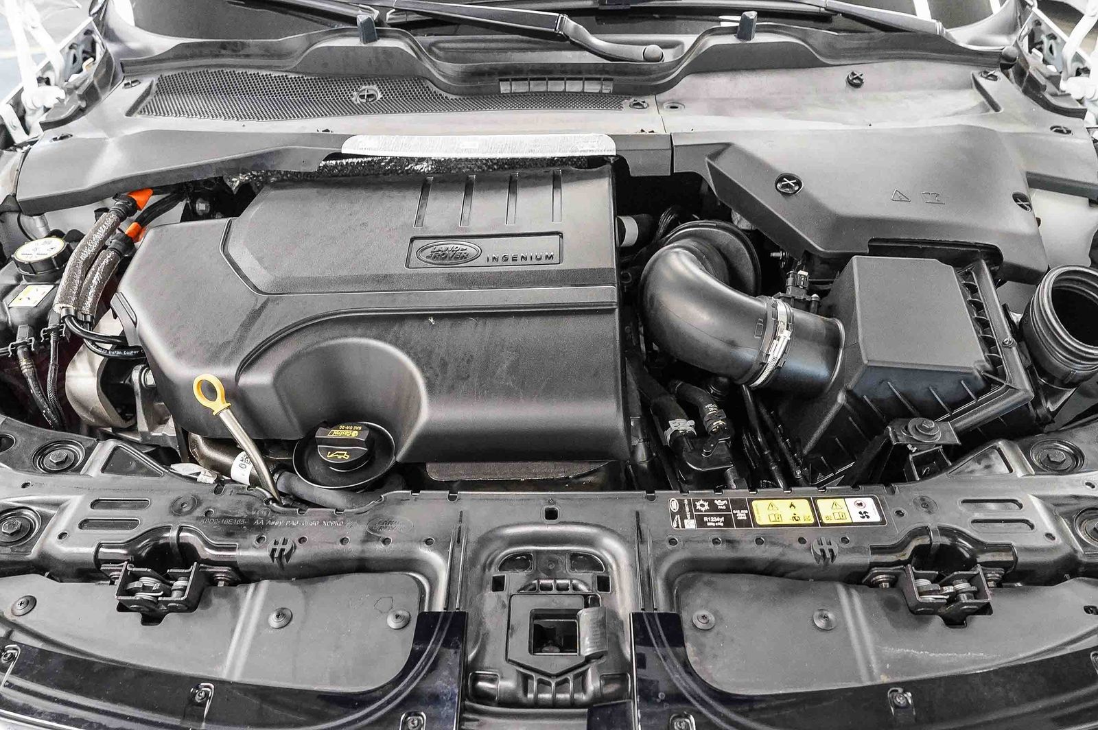 Thumbnail: 2023 Land Rover Range Rover Evoque - 28