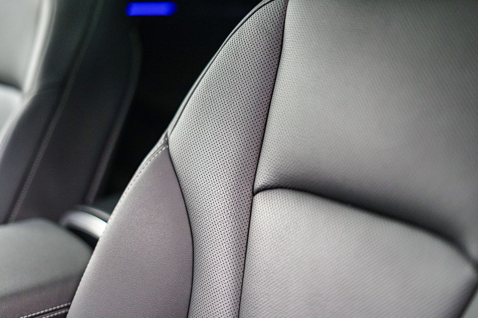 Thumbnail: 2022 Audi Q8 - 27