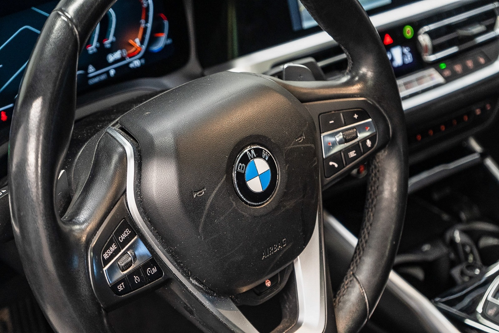 Thumbnail: 2019 BMW 3 Series - 21