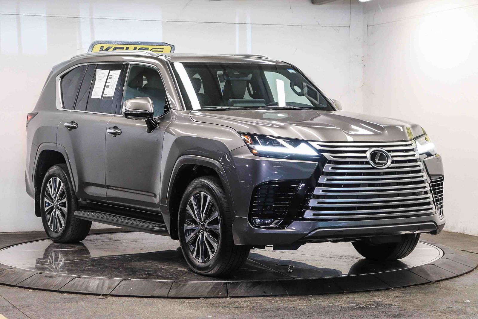 Thumbnail: 2024 Lexus LX - 5