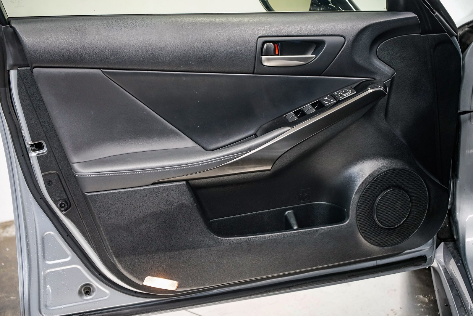 Thumbnail: 2021 Lexus IS - 19