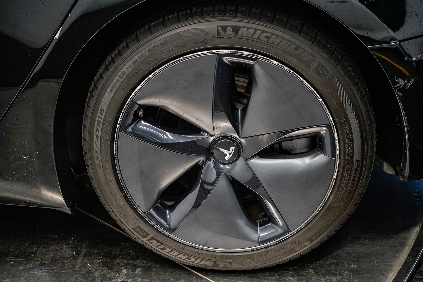 Thumbnail: 2018 Tesla Model 3 - 10