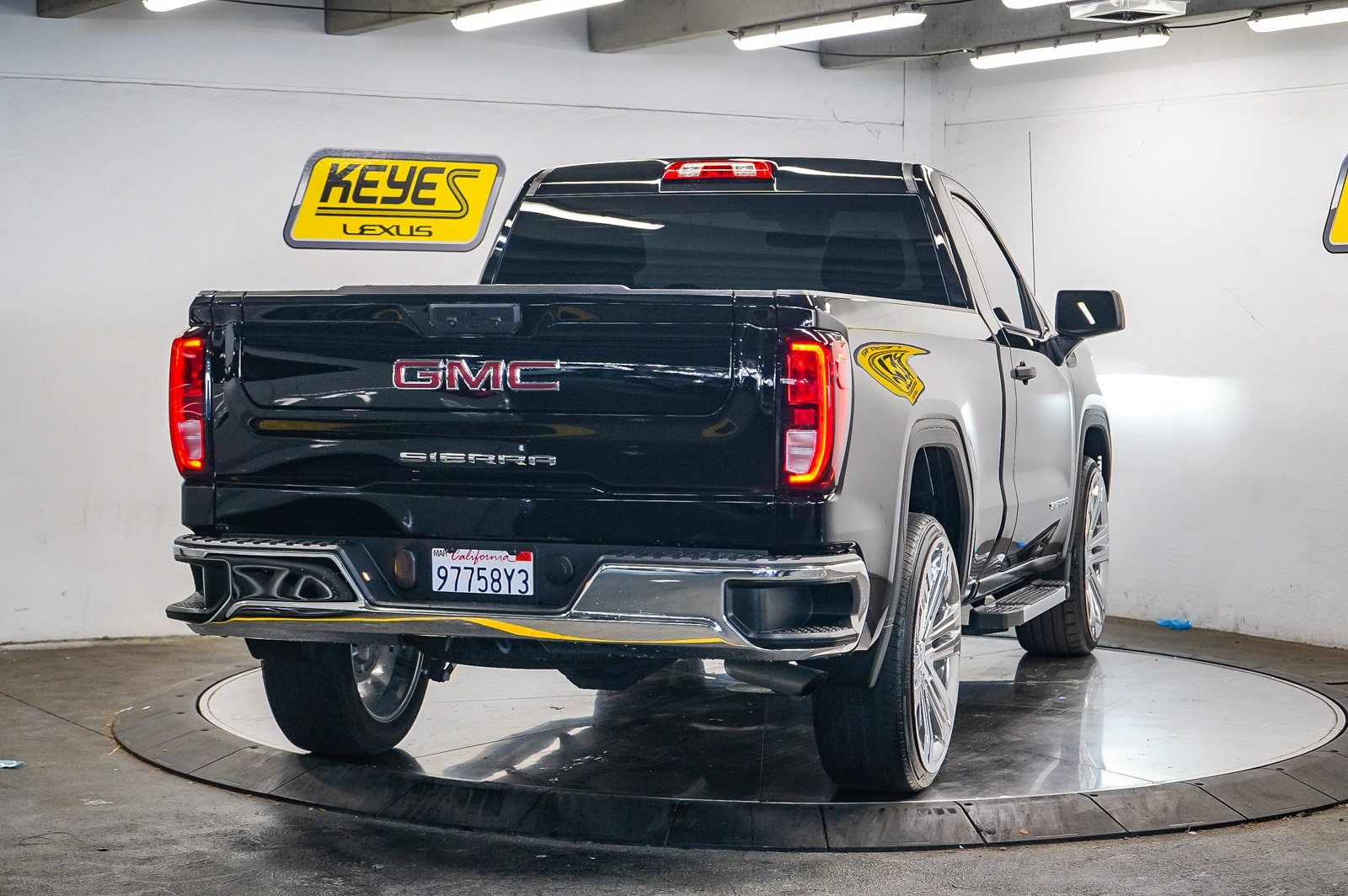 Thumbnail: 2024 GMC Sierra 1500 - 4