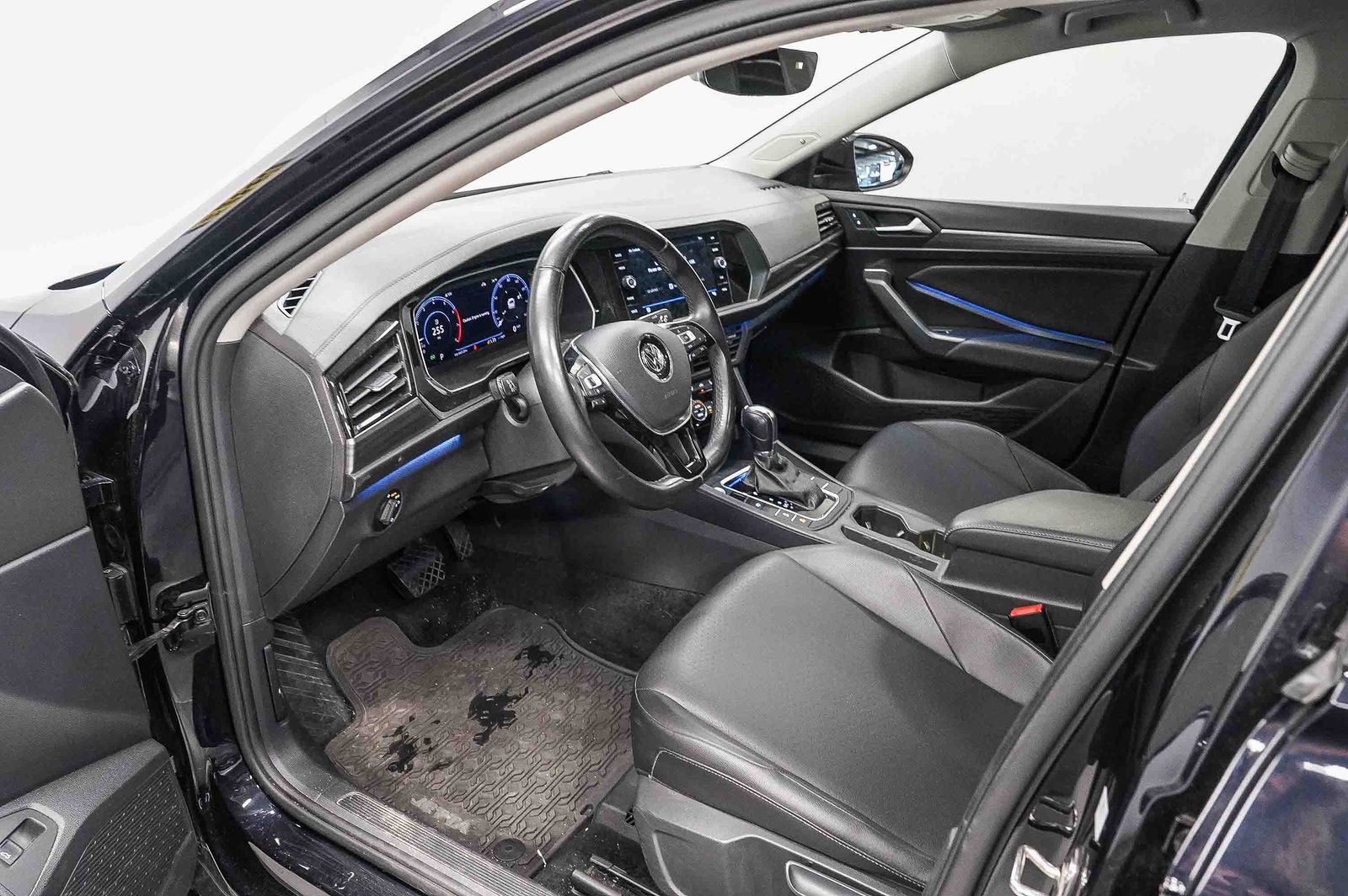 Thumbnail: 2019 Volkswagen Jetta - 17