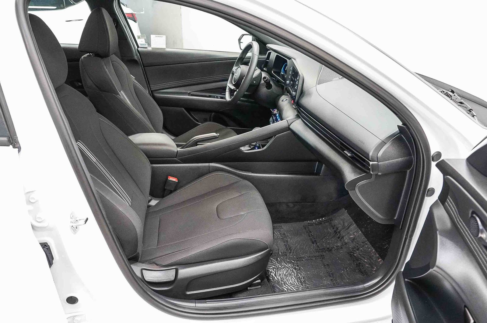 Thumbnail: 2026 Hyundai Elantra - 15