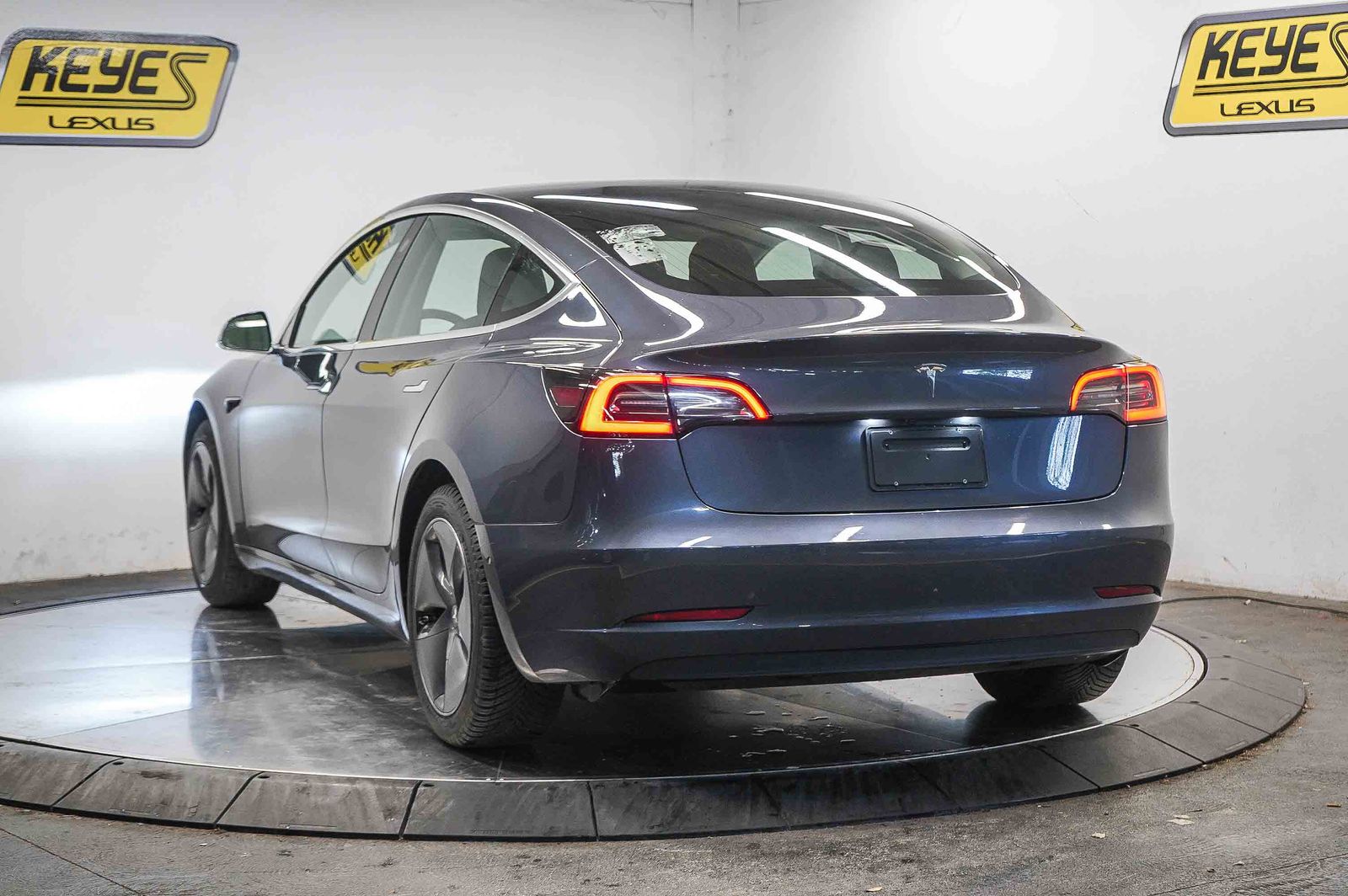 Used 2019 Tesla Model 3 Mid Range with VIN 5YJ3E1EA2KF298870 for sale in Los Angeles, CA