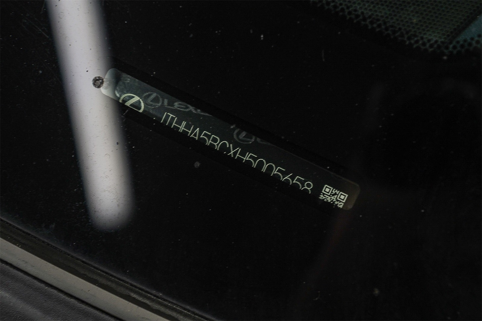 Thumbnail: 2017 Lexus RC - 24