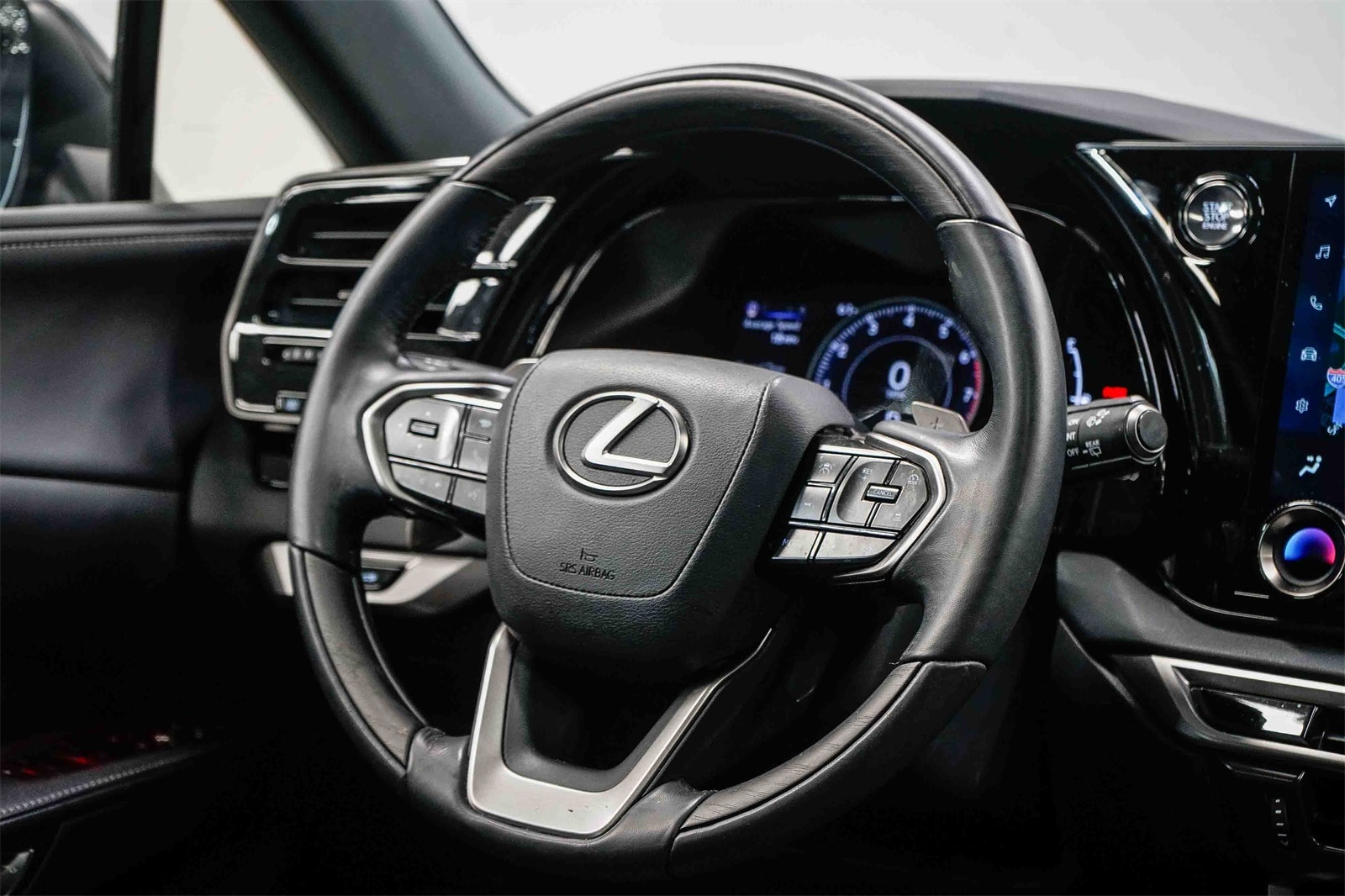 Thumbnail: 2023 Lexus RX - 15