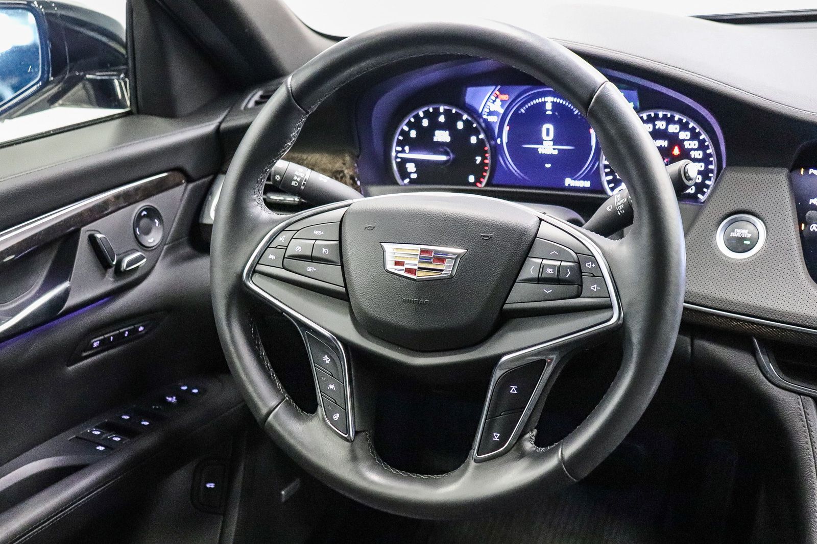Thumbnail: 2018 Cadillac CT6 - 17