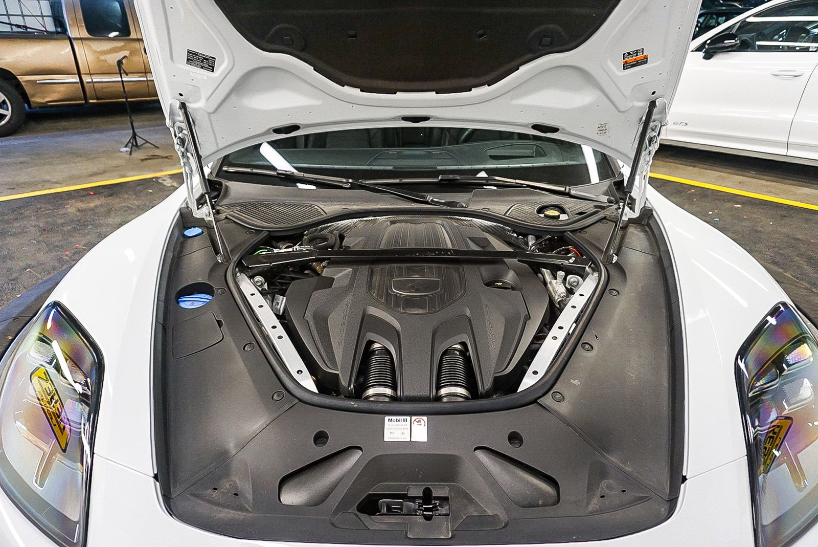 Thumbnail: 2024 Porsche Panamera - 27