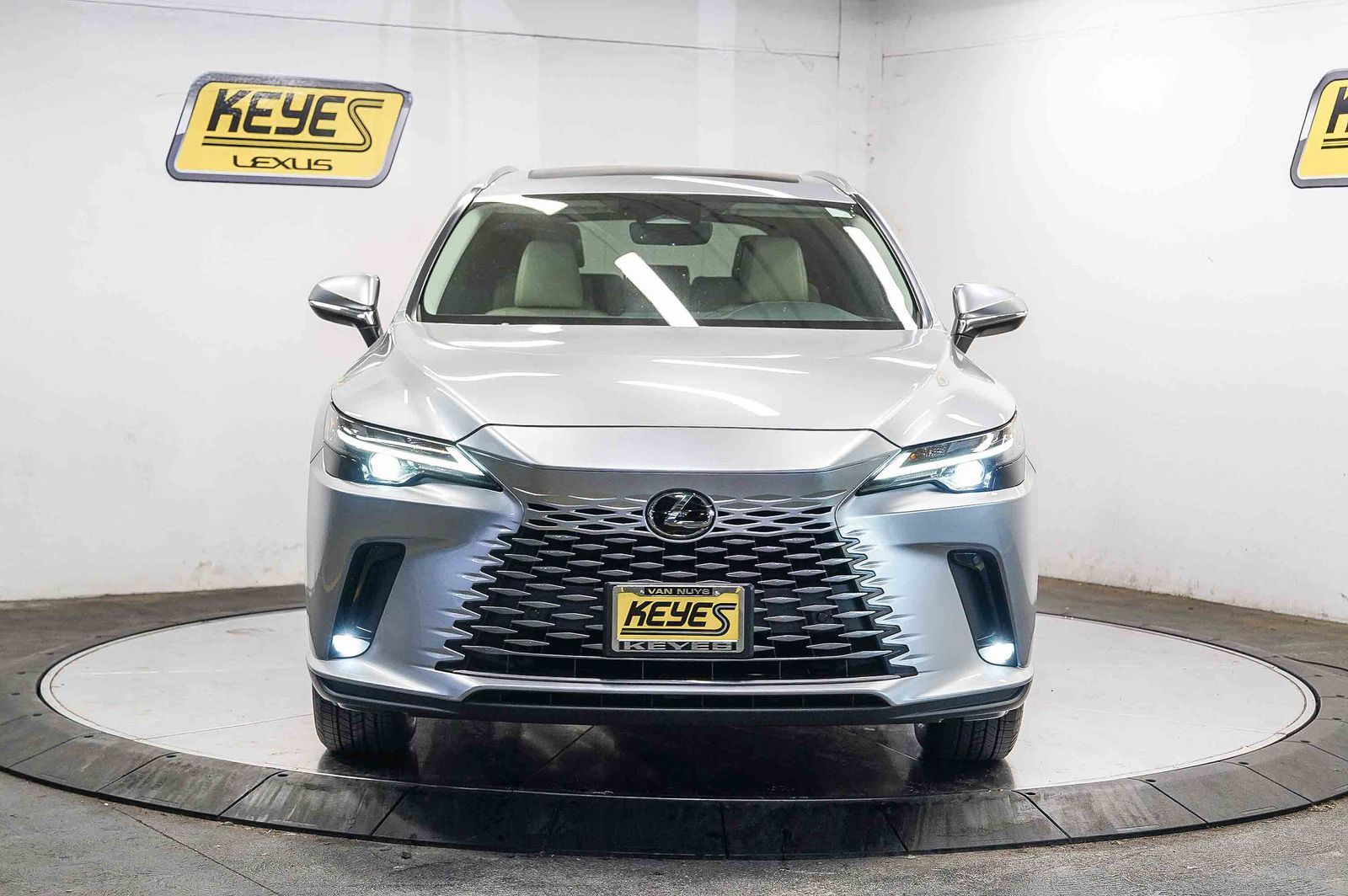 Thumbnail: 2024 Lexus ES - 5