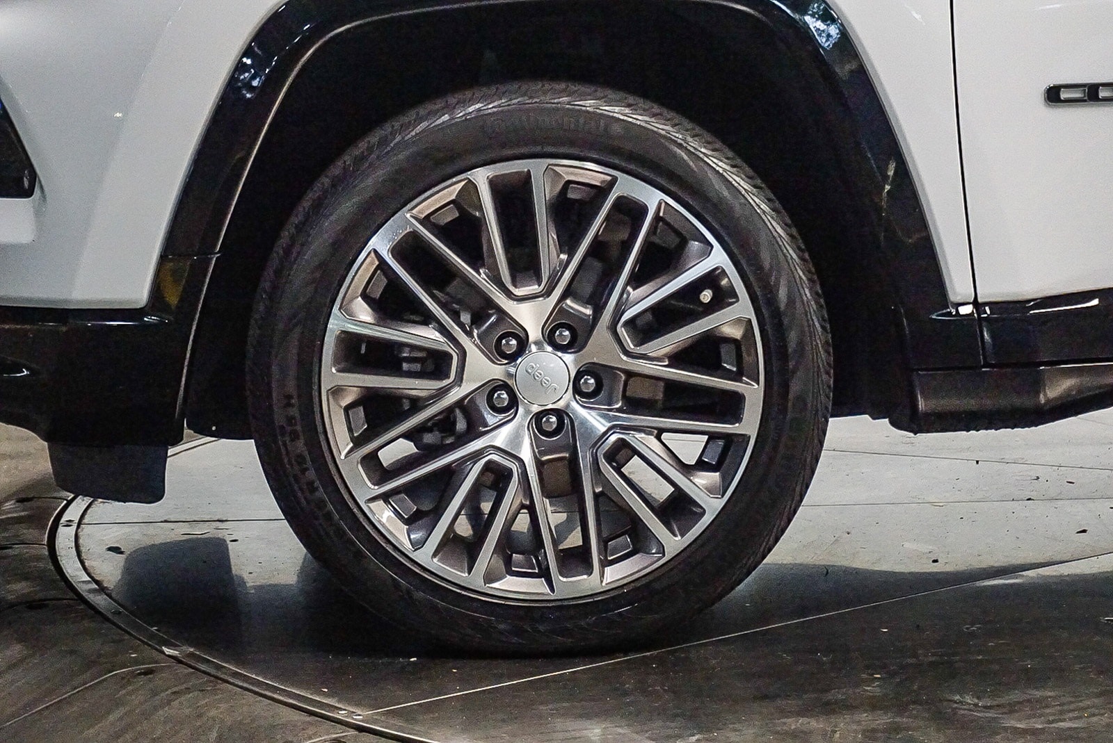 Thumbnail: 2022 Jeep Compass - 9