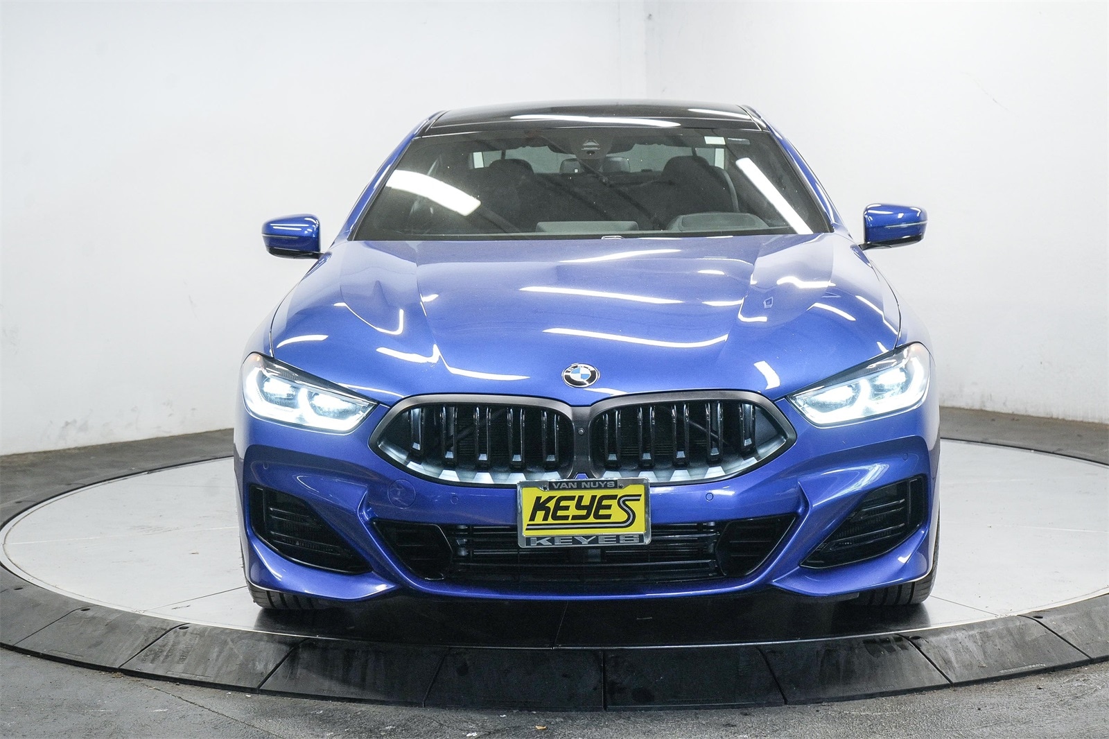 Thumbnail: 2025 BMW 8 Series - 6