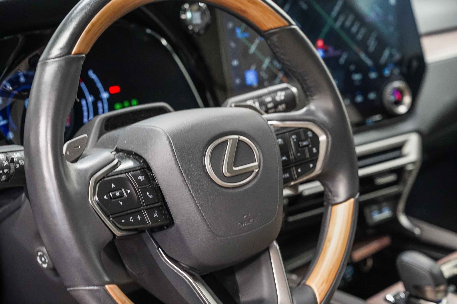 Thumbnail: 2024 Lexus RX - 20