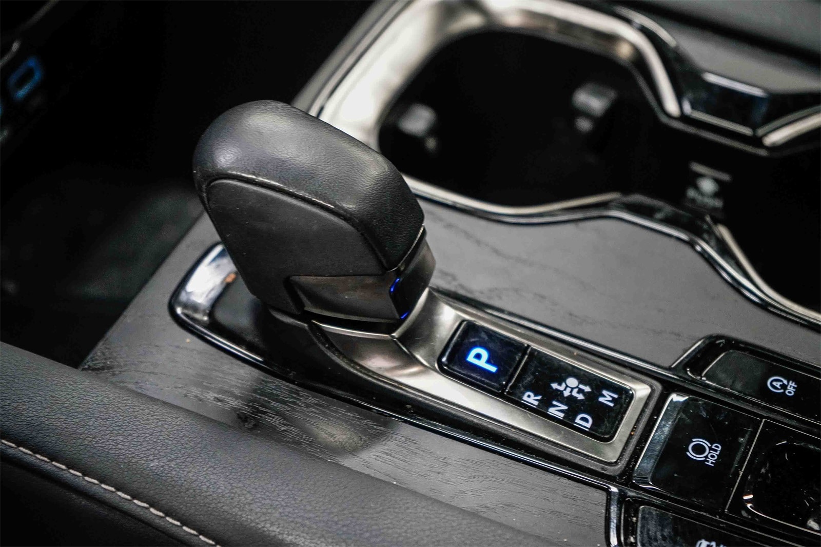 Thumbnail: 2023 Lexus RX - 21