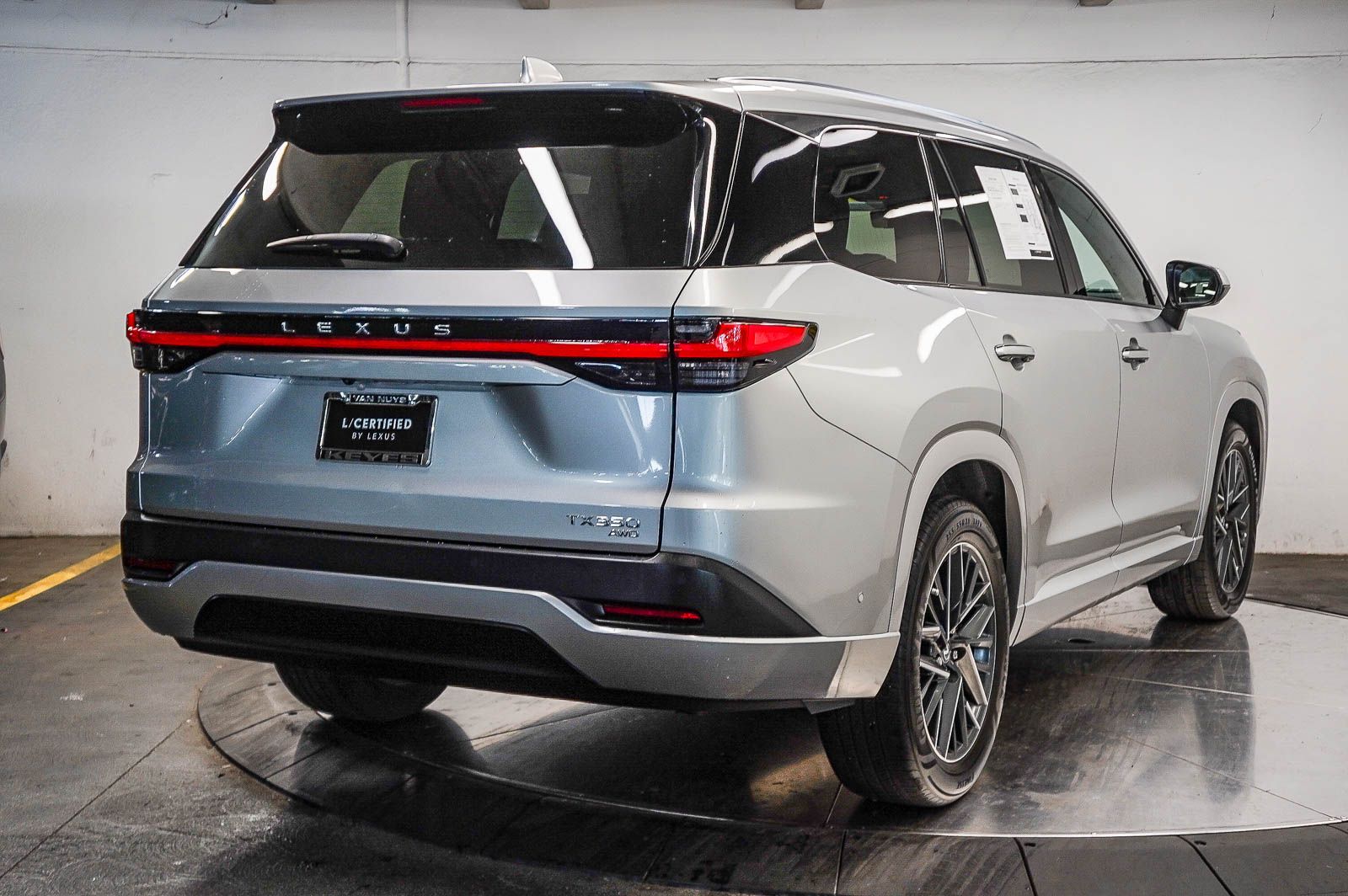 Thumbnail: 2024 Lexus TX - 4